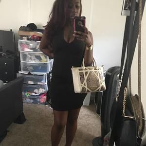 Meet your Posher, Dara